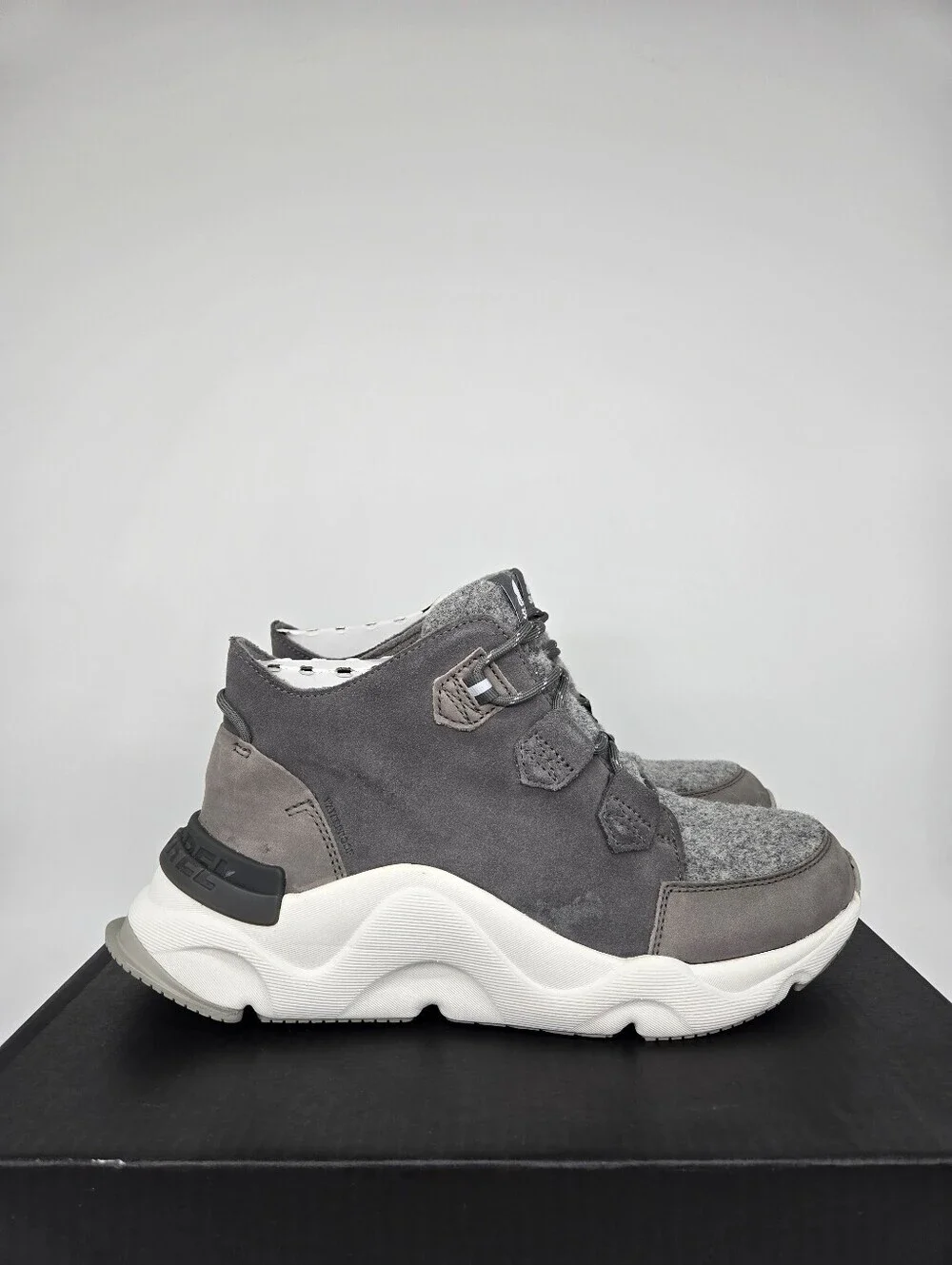 Sorel women kinetic